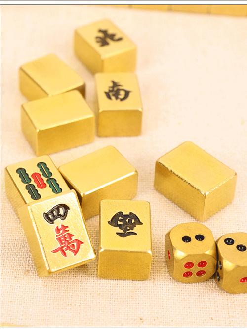 个性小麻将黄铜迷你旅行麻将牌配色子骰子折叠桌子麻将套装批发